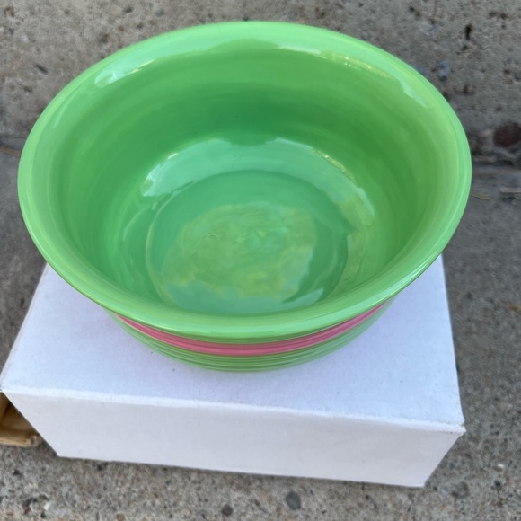 Cat or dog food dish. Pink/lime in color 6” cat dish or dog dish - Picture 2 of 3